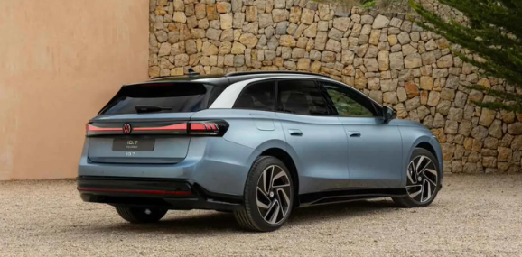 大众ID.7 Tourer旅行版电动车亮相,载货与续航双升级