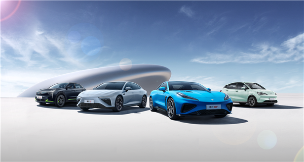 CEO回应年终奖延迟发放，强调公司信守承诺并坚定面对困境