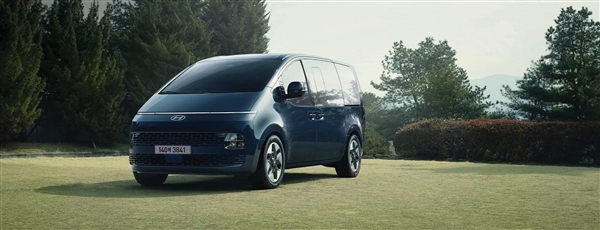 发布：现代最新混动版STARIA官方图片曝光，韩国市场开始接受预订，起售价约18.5万起