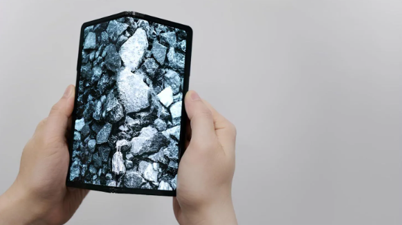 三星7英寸折叠屏通过美国国防部MIL-STD 810G测试，展现强大技术实力