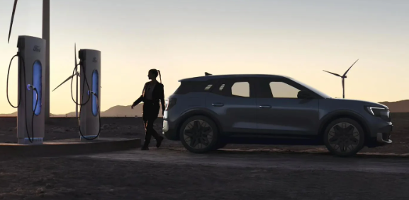 福特计划推出800V快速充电技术以增强电动车市场竞争力