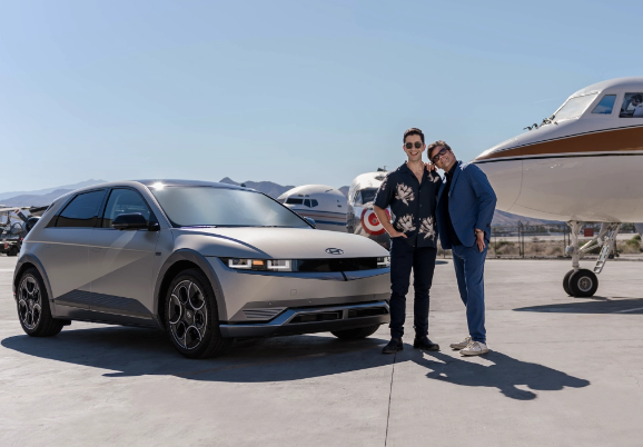 迪士尼粉丝专属!现代IONIQ 5白金典藏版限量发售,起售价约42.8万元