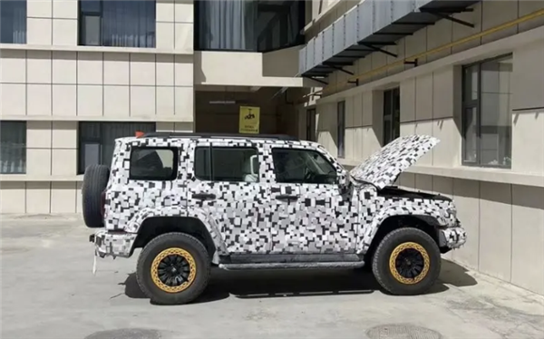 坦克汽车发布全新硬派SUV!坦克300 3.0T谍照曝光