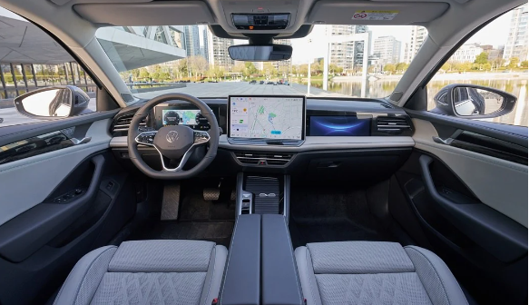 一汽大众全新迈腾B9高清谍照曝光,北京车展即将亮相