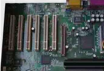 处理WIN7系统自动关机问题的方法