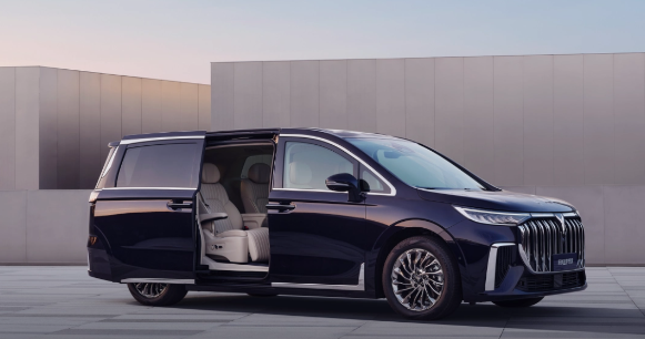 岚图梦想家EV推出两款长续航车型,CLTC纯电续航达650公里