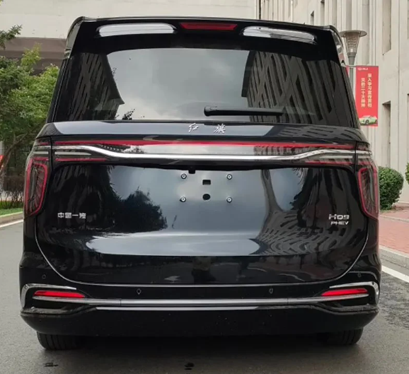 红旗HQ9 PHEV豪华MPV预售启动,北京车展即将上市