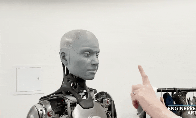 第二代Ameca来了!和观众对答如流,面部表情更逼真,会说几十种语言