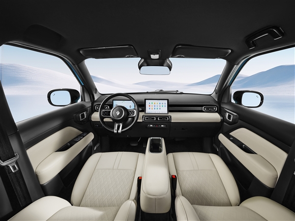 宝骏悦也PLUS内饰官图曝光,简约设计配高级环保材料