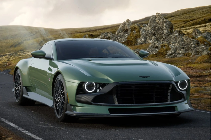 全球限量110辆,阿斯顿・马丁Valour跑车引领庆典狂欢