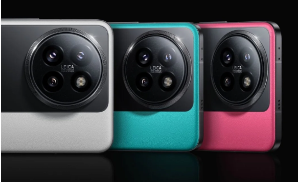 小米与熊猫工厂推出联名惊喜礼盒,Civi 4 Pro定制版同步开售