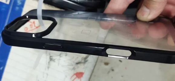 iPhone 16或迎新拍照键,第三方保护壳已提前布局