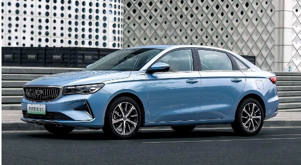 吉利帝豪醇电混动版新售价出炉,起步价仅需10.98万元