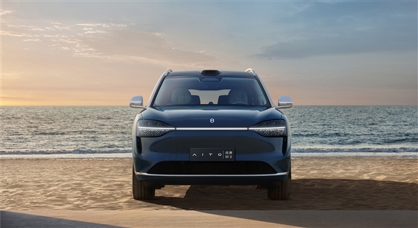 问界销量逆势上扬,新M7与M9成市场新宠