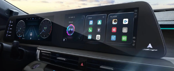 奇瑞艾瑞泽8荣耀版正式上市,配置优化售价9.99万元起