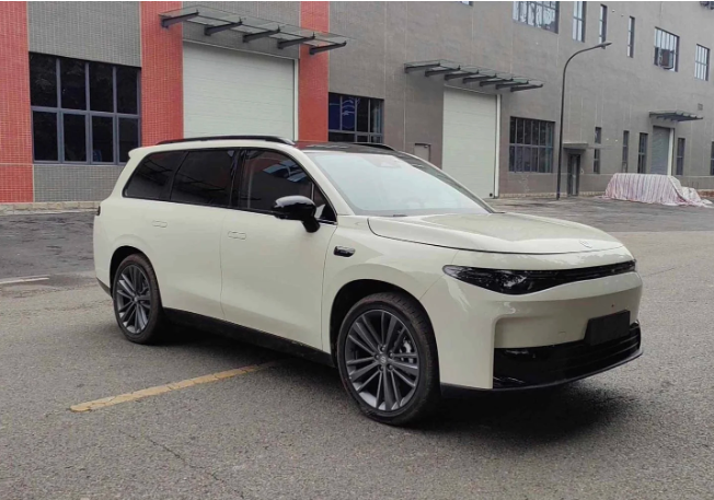 全场景、多用途，零跑C16大6座SUV将于北京车展全球首发