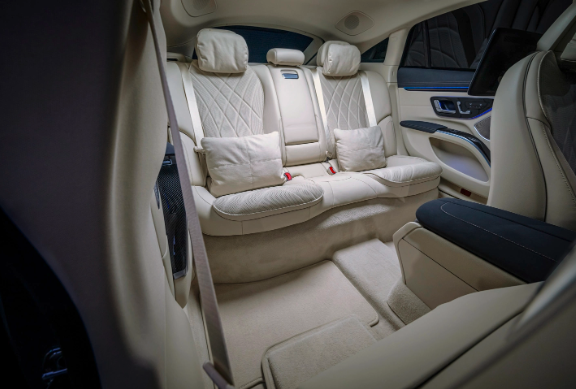 奔驰新款纯电旗舰EQS发布:复古外观,续航大增