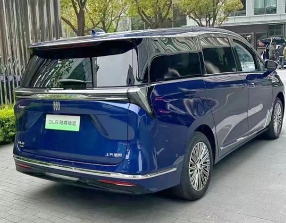 别克GL8插电混动版曝光,续航超千公里引期待