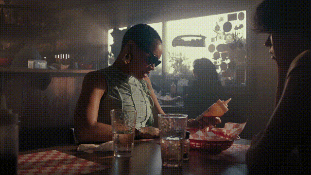 Meta智能眼镜用上多模态Llama 3!国内AR眼镜机会来了