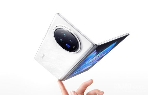 国产手机市场火力全开:vivo月月有新机 小米稳定发力