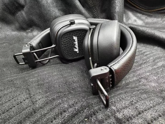 摇滚传奇再现:Marshall Major V头戴式蓝牙耳机全面评测