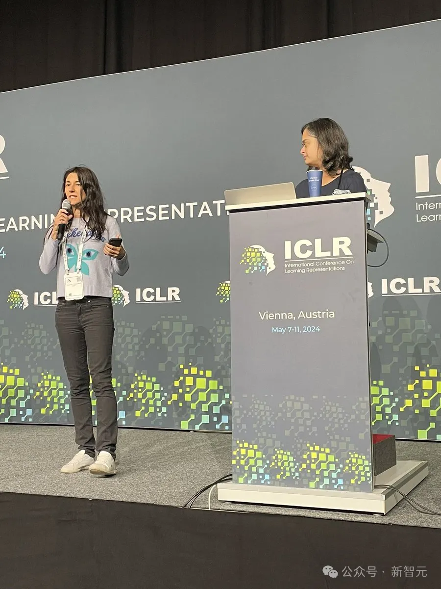 图灵巨头现身ICLR,顶会现场疯狂追星LeCun、Bengio!中国团队三大技术趋势引爆AGI新想象