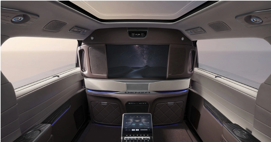 比亚迪腾势D9四座版售价60.06万,两月大卖超千台