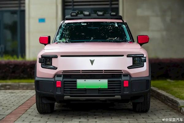 满满少女感!深蓝G318新款车漆曝光,6月正式交付