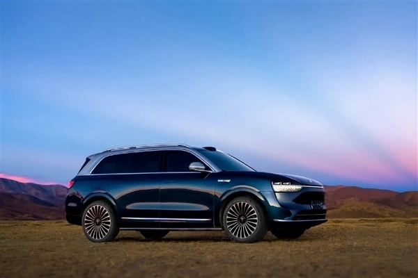 一骑绝尘！问界M9单月销量飙升1.6万台，一车单挑BBA三家