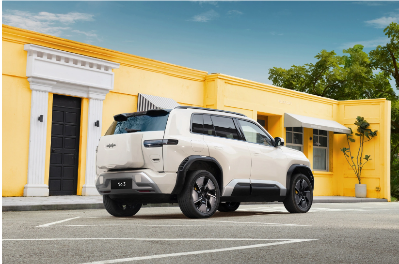 零百4.9秒！比亚迪新猛兽方程豹豹3官图发布，黑、白、绿三色任你选