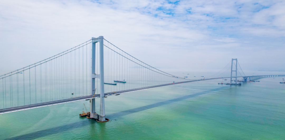 “世界级跨海集群工程”深中通道历经 7 年建设今日通过交工验收,本月底开通运营