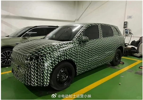 零跑A12谍照曝光,11 月广州车展有望首发,纯电增程双动力