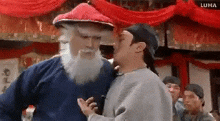 AI在用 | 鳌拜和韦小宝秀恩爱、奥特曼和黄仁勋打起来,Luma翻车离谱到可爱