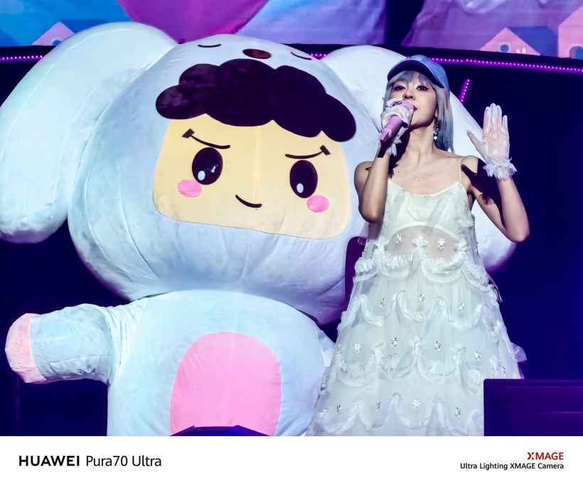 华为 Pura70 系列，夏日演出必不可少的拍照神器