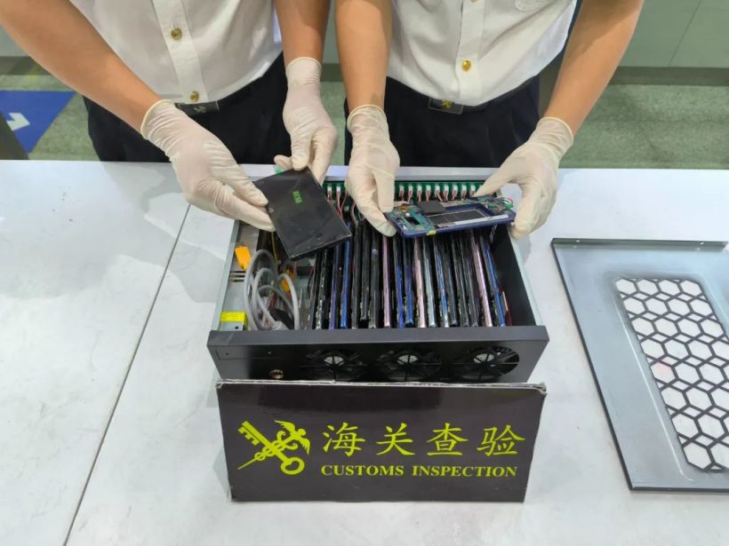 含 20 部未插 SIM 卡手机,我国海关查获 GOIP 设备:支持远程控制、虚拟拨号