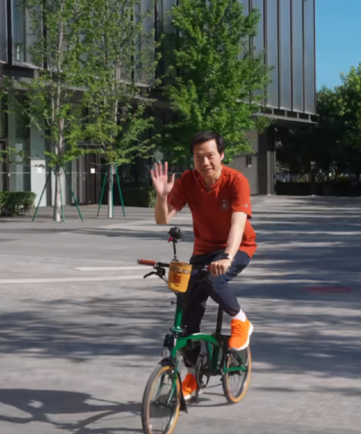 “小米公路车”上热搜,王化回应:网友玩梗,大家不必当真