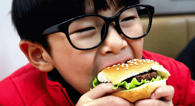 70万人争先体验！视频生成新王者「可灵AI」又双叒升级了