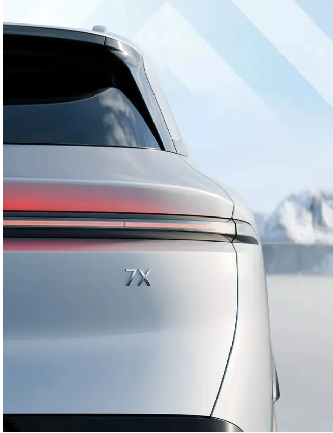 极氪首款家用SUV‘7X’亮相,2925mm超长轴距引领豪华新风尚