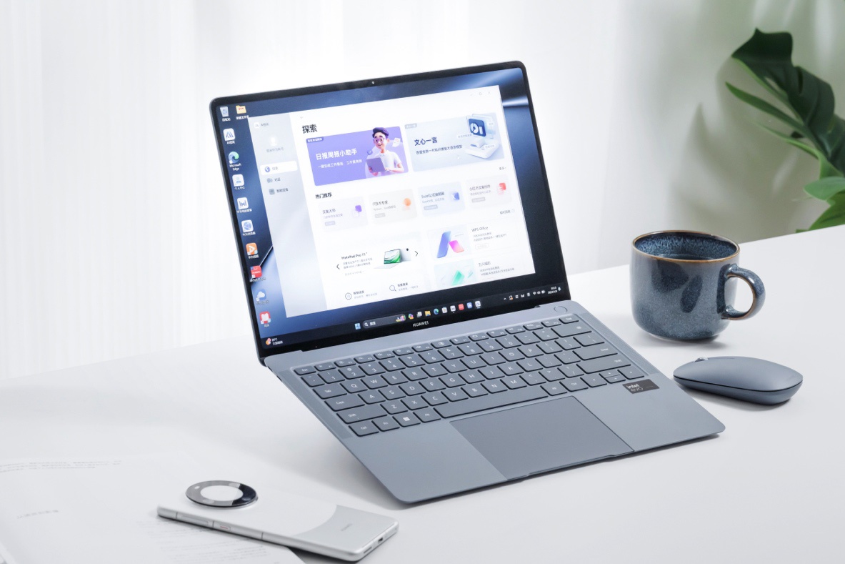 轻且强的全新华为 MateBook X Pro 迎来新配置 2TB 大存储普及风暴来了