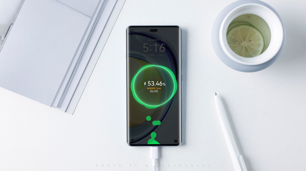 为什么说麦芒 30 成就千元档位全能手机？这几个优势无法忽略