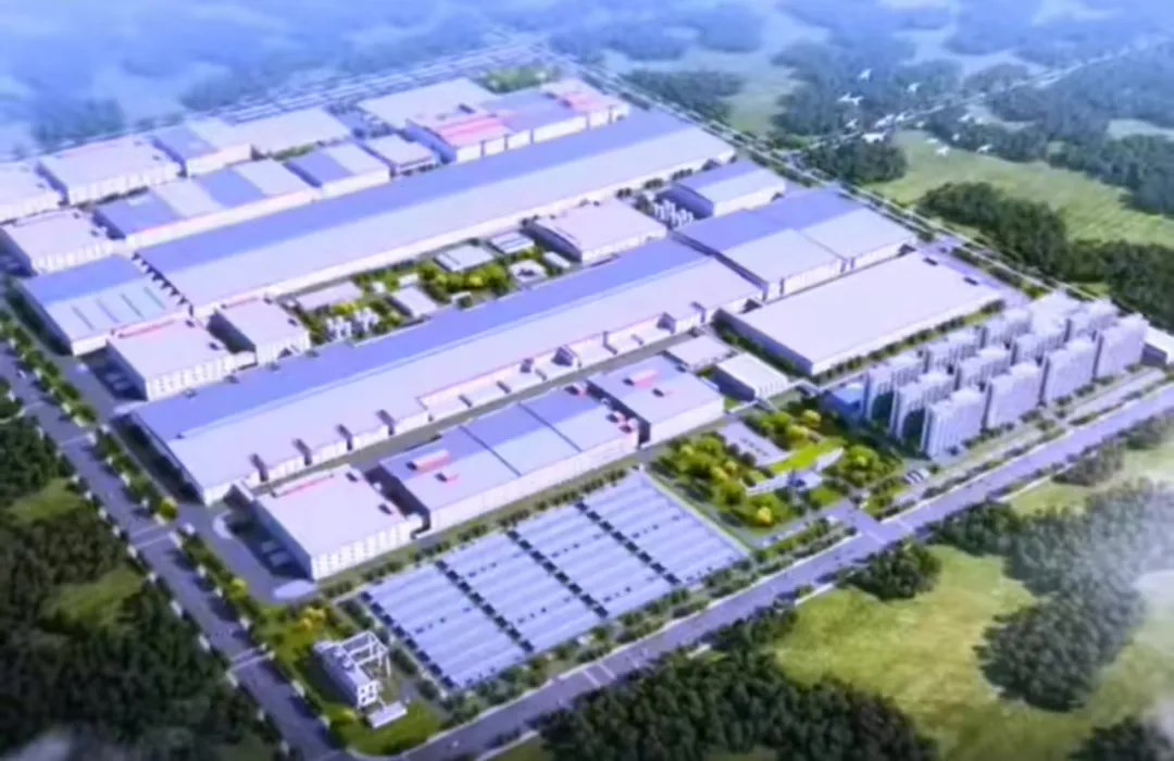 宁德时代洛阳基地一期项目电池工厂投产，采用第三代 CTP 技术的麒麟电池下线
