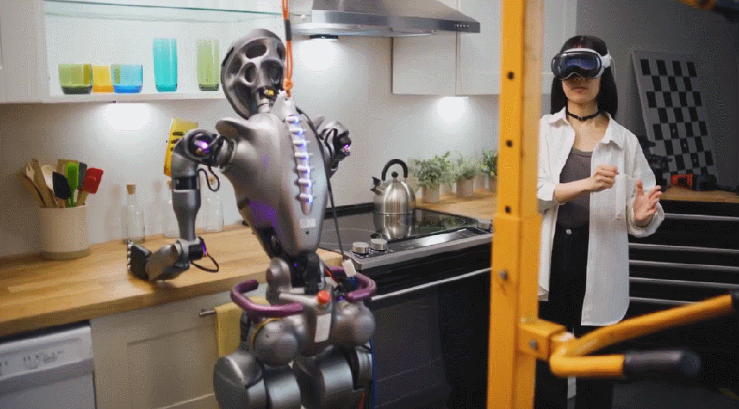 用苹果Vision Pro隔空操控机器人，英伟达：「人机合一」也不难嘛