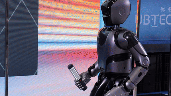 人形机器人到底在工厂里做什么?优必选给出了回答