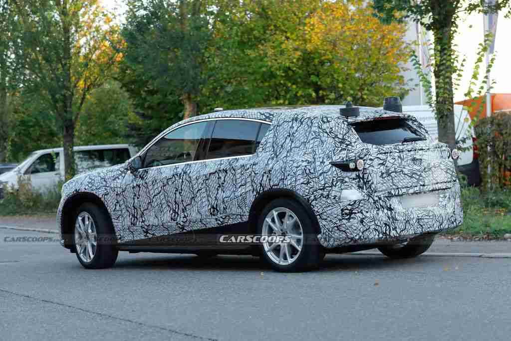 2027 款梅赛德斯 GLC 电动轿跑 SUV 路测照曝光:全新前脸设计