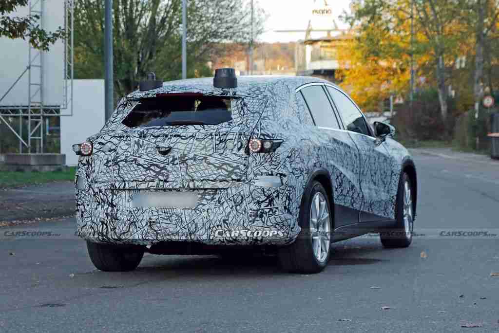 2027 款梅赛德斯 GLC 电动轿跑 SUV 路测照曝光:全新前脸设计