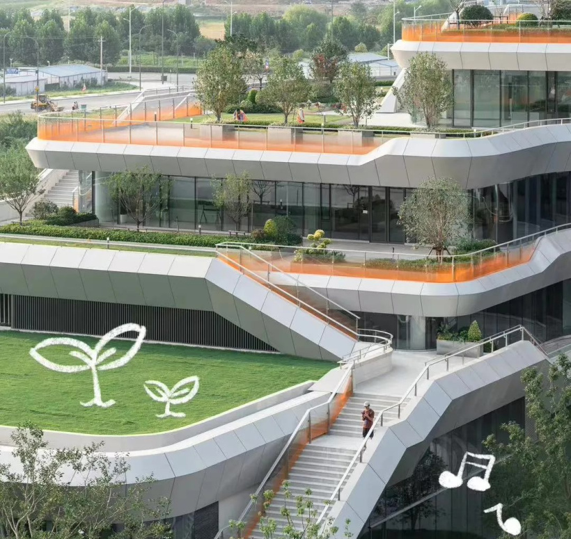 科大讯飞 AI 总部园区在合肥启用:算法优化班车线路,机器人送餐至办公区