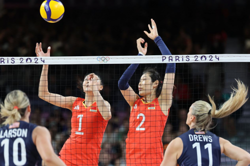 速度与智能的完美融合:佳能EOS R1体育摄影新选择