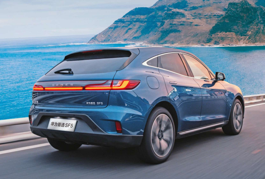 赛力斯：拟发行股份购买龙盛新能源100%股权申请获受理