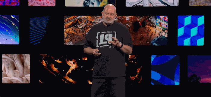 亚马逊云科技用生成式AI，向开发的复杂性动手了