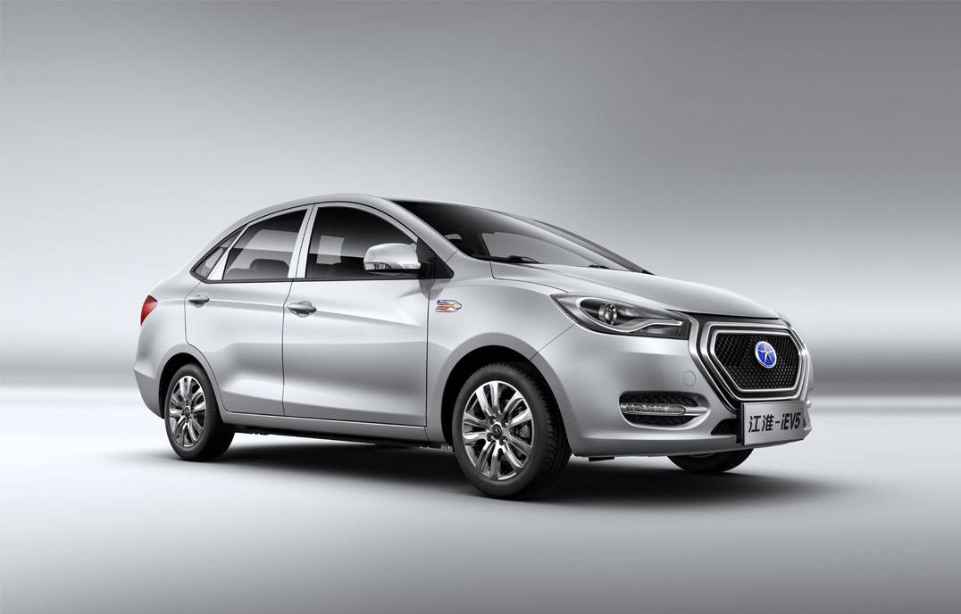 中汽协：11月汽车总销量为331.6万辆，同比增长11.7％